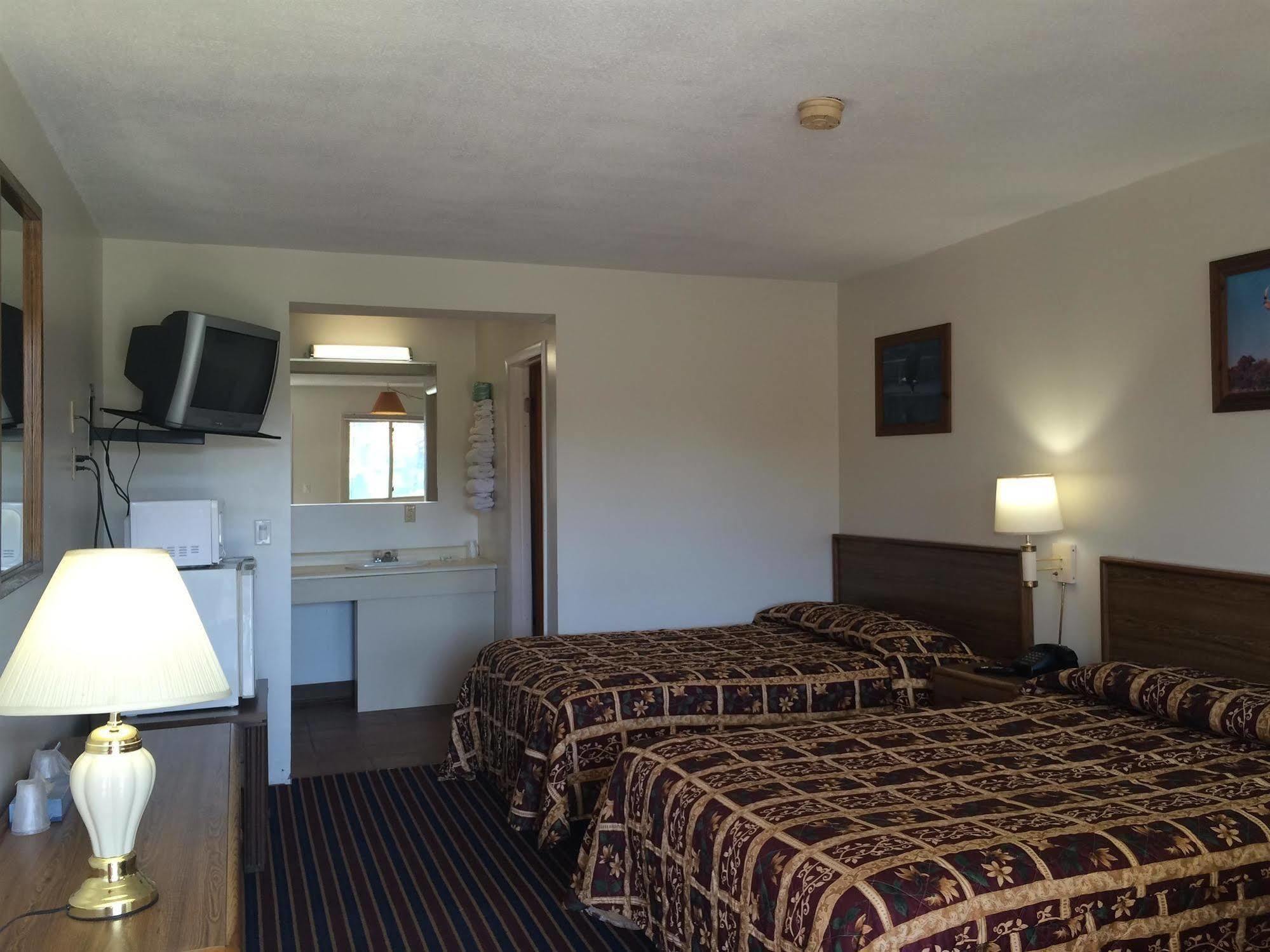Port Lodge Motel Pulaski Dış mekan fotoğraf