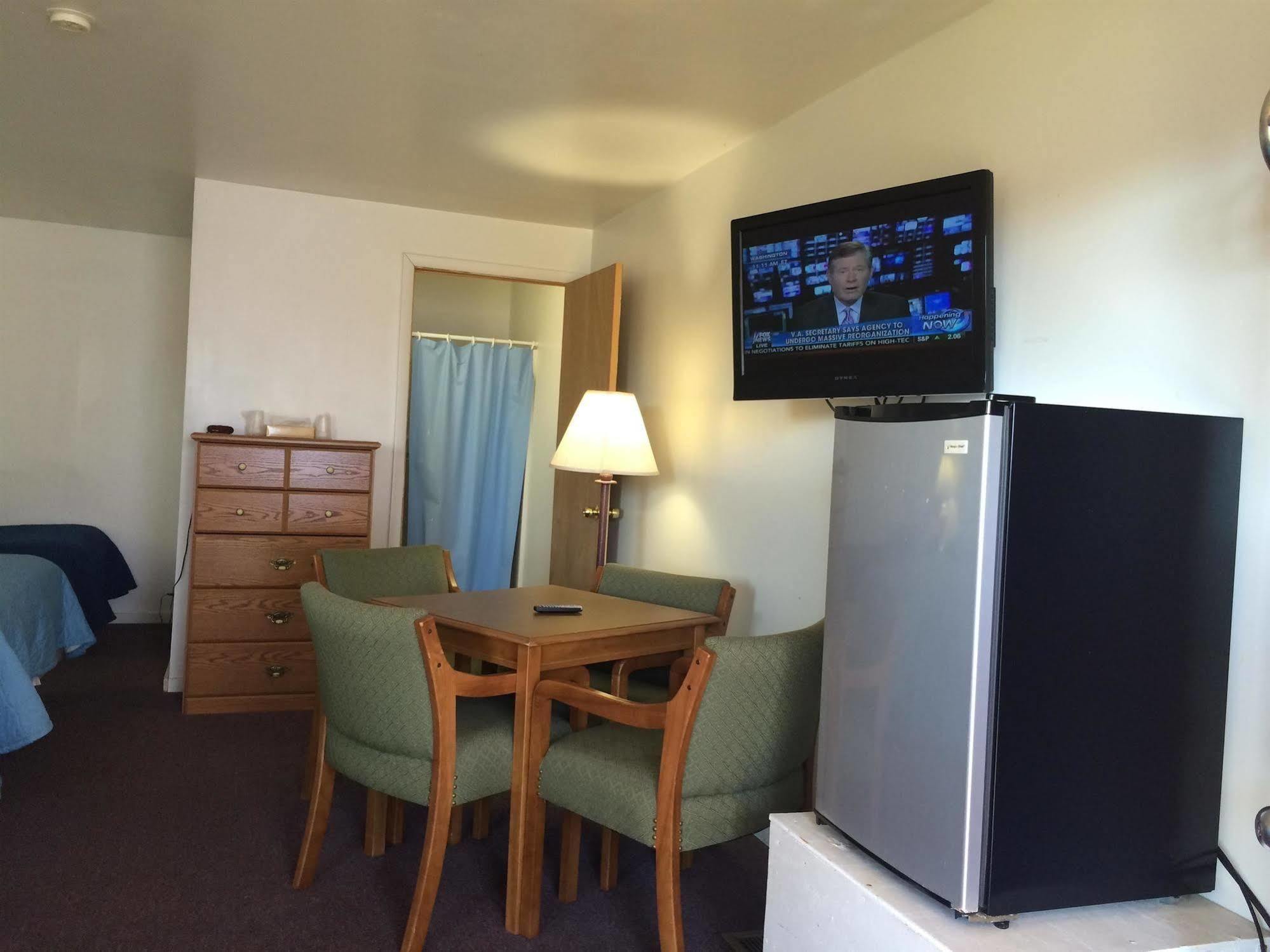 Port Lodge Motel Pulaski Dış mekan fotoğraf