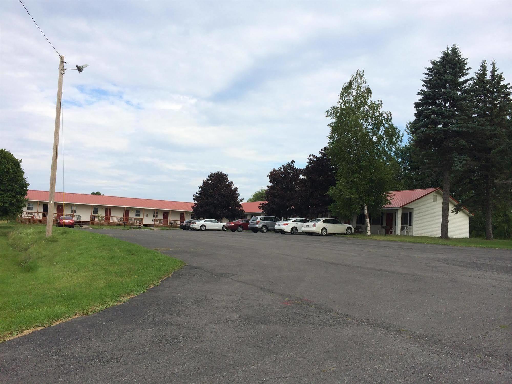 Port Lodge Motel Pulaski Dış mekan fotoğraf